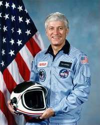 Hartsfield, Henry Warren